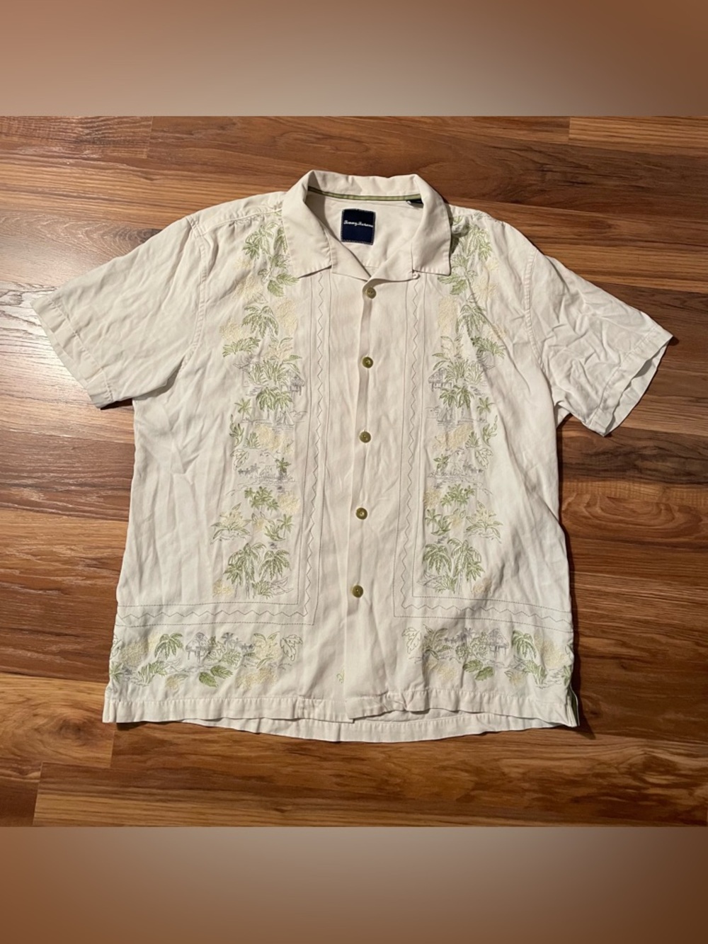 Tommy Bahama 100% Silk Camp Shirt XL Beige Tropical Embroidered Button-Up